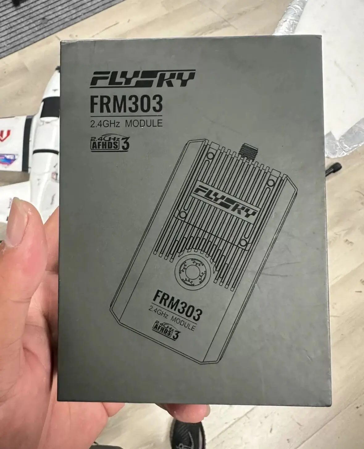 FlySky FRM303 2,4 GHz 18CH AFH - Flysky El18 Radio Transmitter recensie en prijs